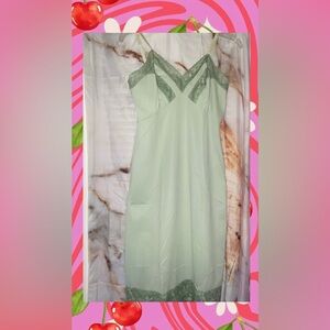 American Vintage Slip-On gown